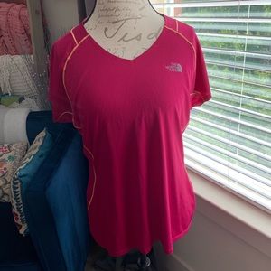 The North Face Flight Series Fuchsia Tee - XL